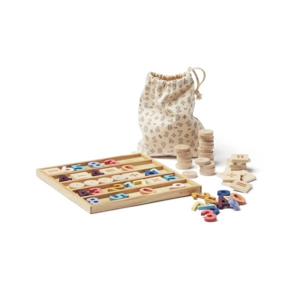 Jeu avec plusieurs pièces en bois pour apprendre à lire, écrire et compter, avec une housse de rangement