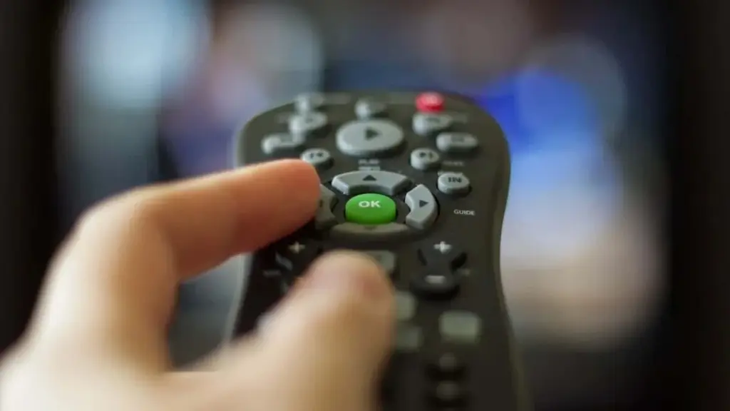 Téléviseur : l'astuce Bluetooth pour oublier votre télécommande